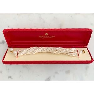 Vintage Richelieu Pearl Bracelet ✨